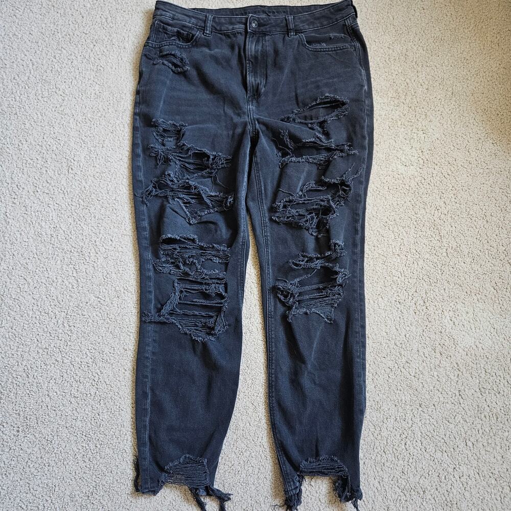 American eagle AE Ripped Mom Jean 16L